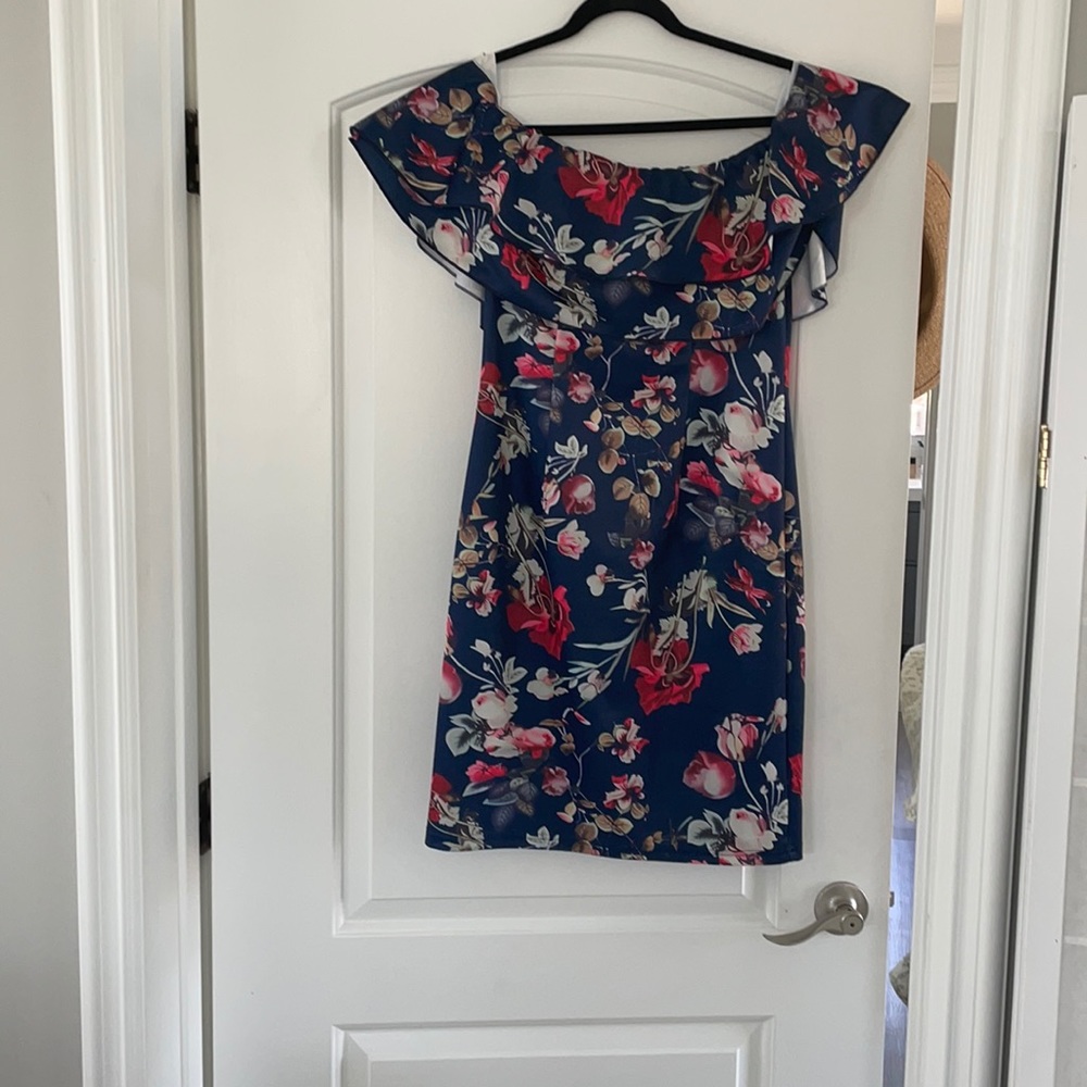 Kate kasin off shoulder dress
